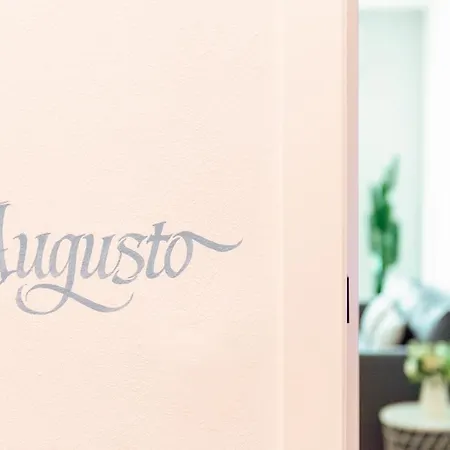 Konukevi - Corso51 4*