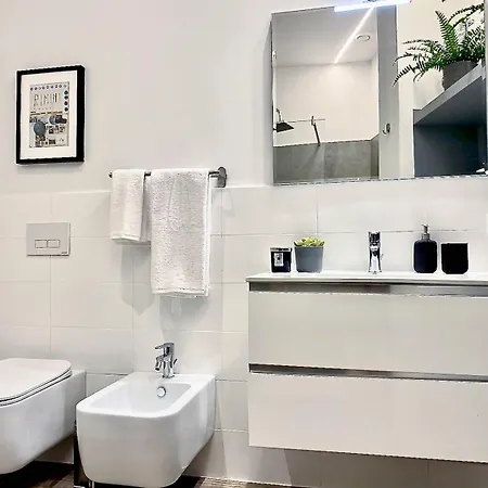 - Corso51 ゲストハウス リミニ