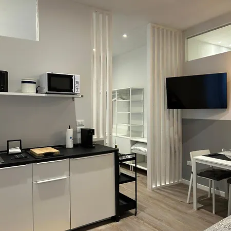 Smart & Urban - Corso51 Guest house