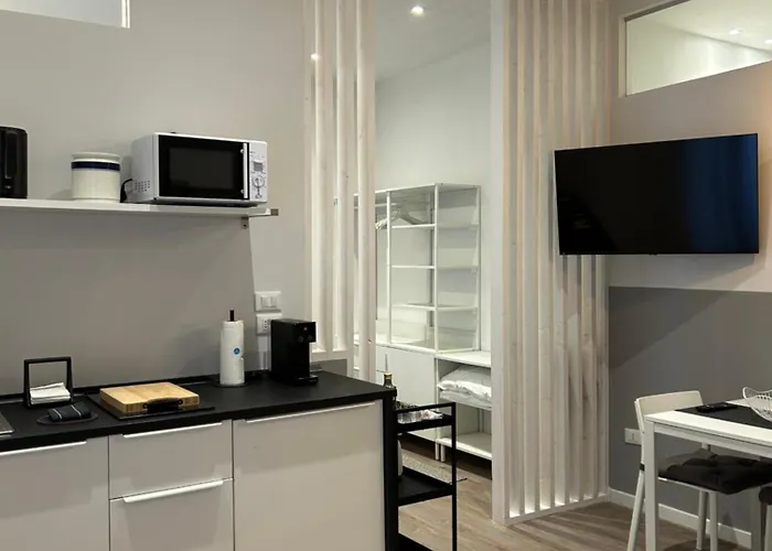 - Corso51 بيت ضيافة