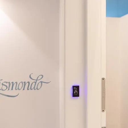 - Corso51 Konukevi 4*