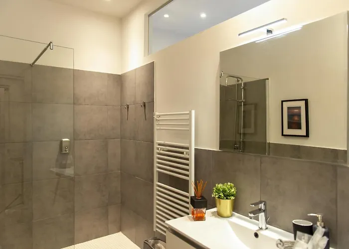 - Corso51 4* Ρίμινι